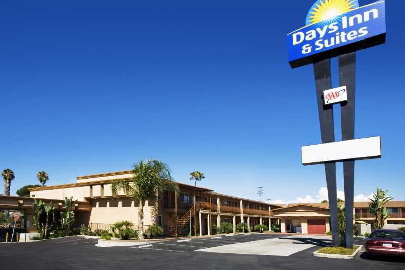 Days Inn By Wyndham San Diego-East/El Cajon Exterior photo